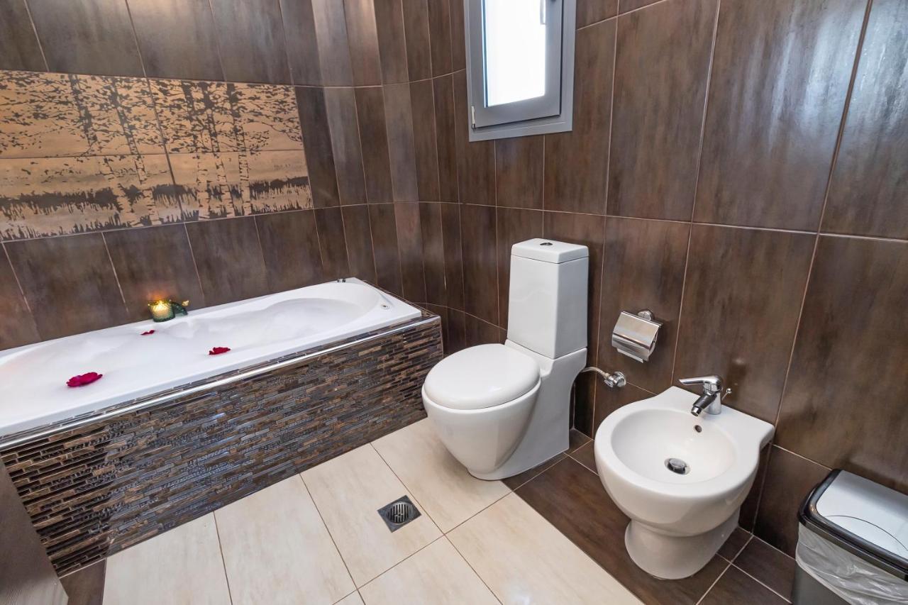 Nefeli & Dina Villas By Diomedes Group Nea Moudania Bagian luar foto